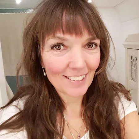 Kirsebaergaarden